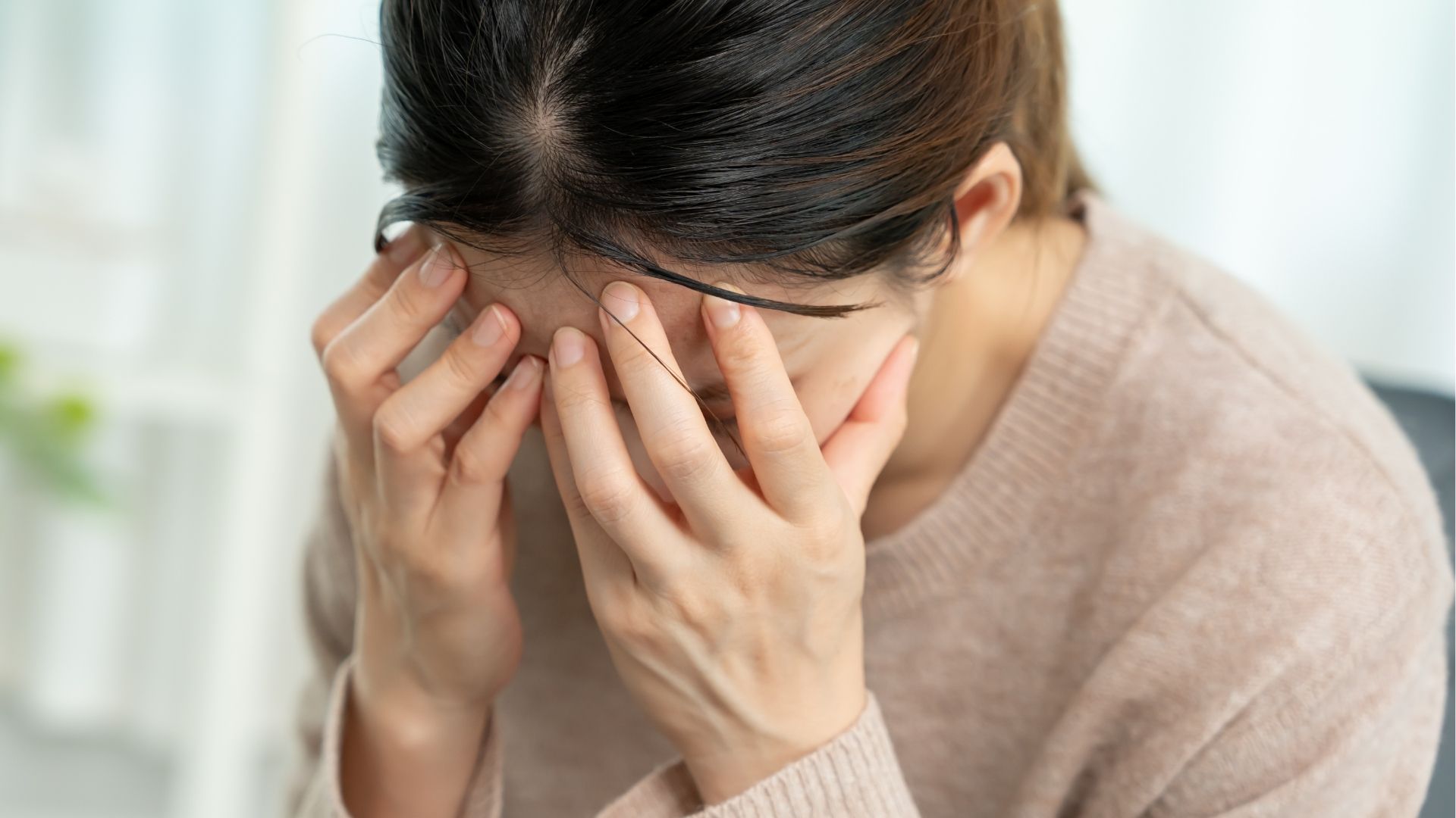 Två av tio vågar inte prata med chefen när de mår dåligt